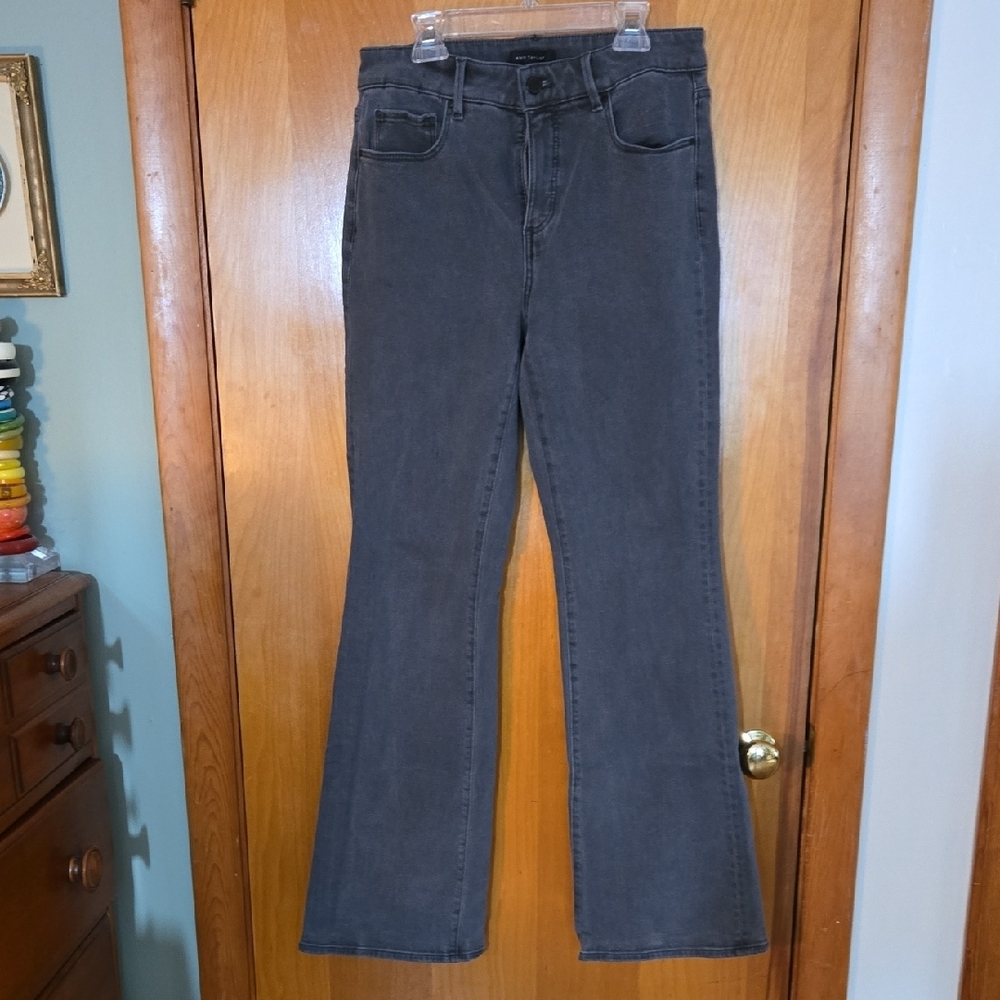EUC Ann Taylor Mid Rise Boot Jeans in Mid Gray, Size 6